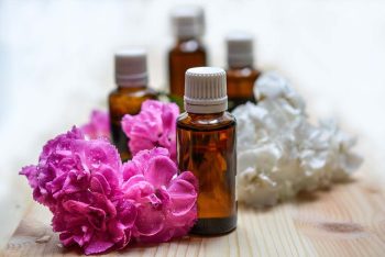 Aromaterapia en masajes relajantes: Aceites esenciales